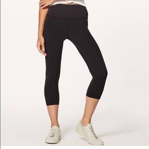 Lululemon Align Crops Black Size 4